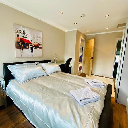 Modern Stylish Apartment At Brighton Station Екстериор снимка