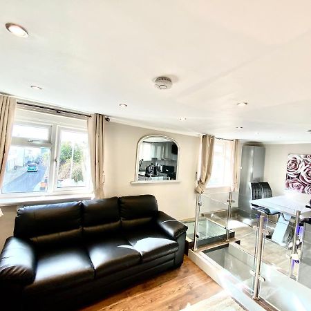 Modern Stylish Apartment At Brighton Station Екстериор снимка