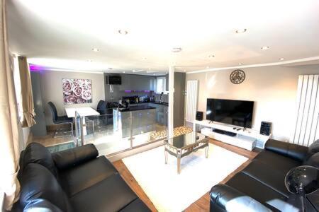 Modern Stylish Apartment At Brighton Station Екстериор снимка
